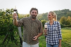 wine-grower-family-in-vineyard-before-harvesting-e1598625061595.jpg